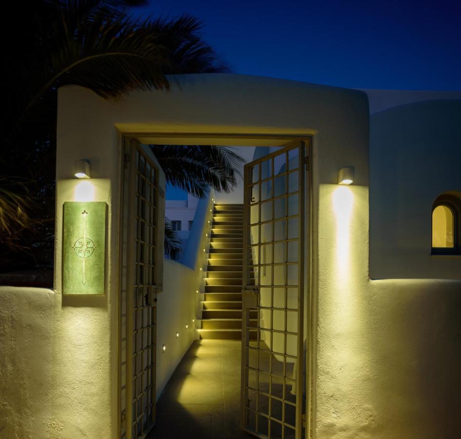 Oia Treasures Art Suites Экстерьер фото