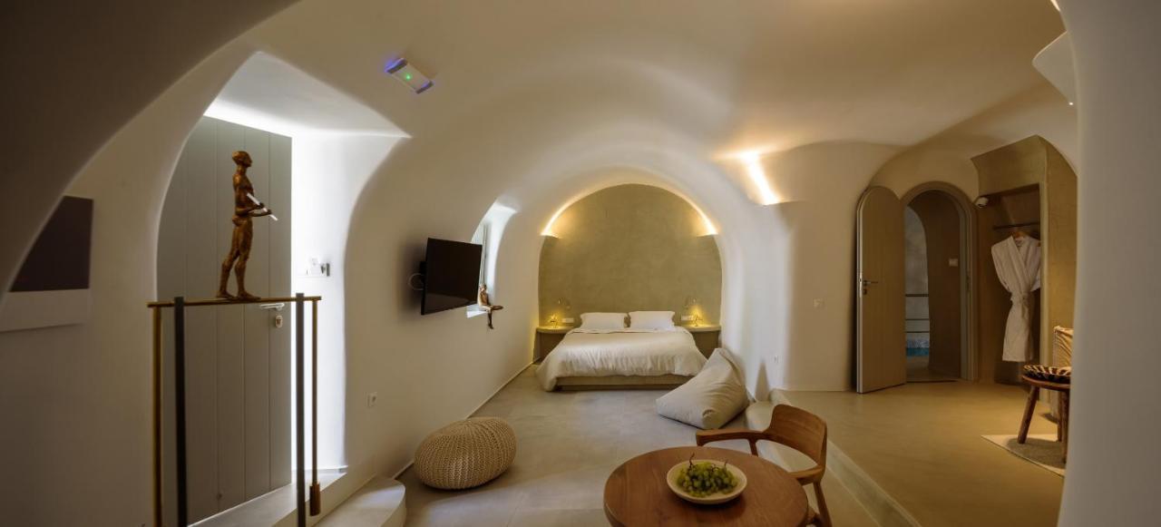 Oia Treasures Art Suites Экстерьер фото