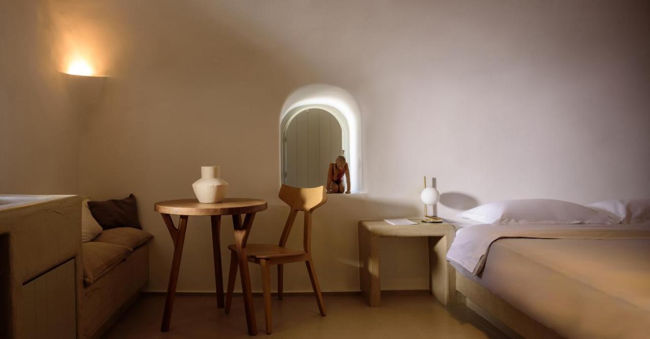 Oia Treasures Art Suites Экстерьер фото